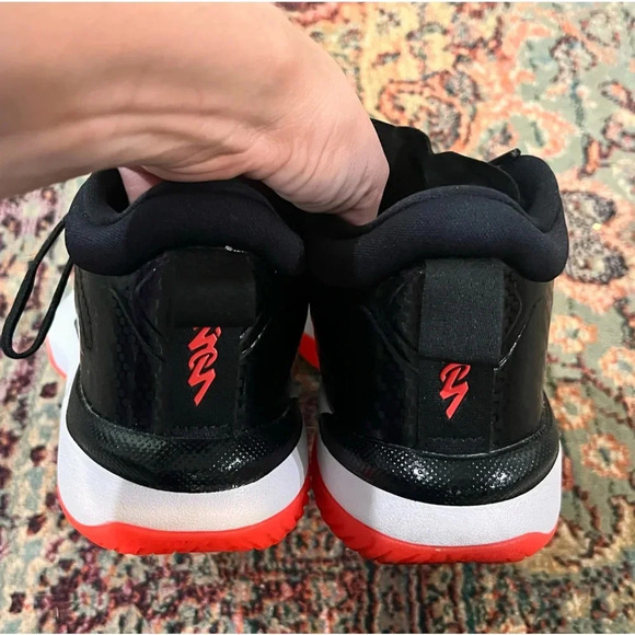 FINAL PRICE Nike Jordan Zion 1 Black Basketball Sneakers - Picture 3 of 9